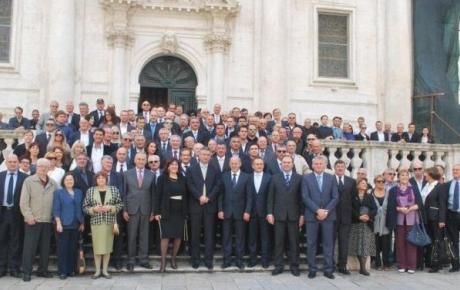 Jedinstveni u zaštiti tradicijskih vrijednosti, demokratskih načela i europskih standarda