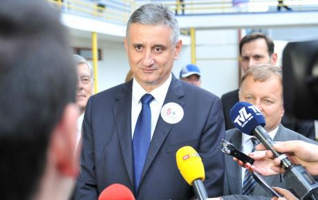 Ova vlada ne može riješiti nijedan problem - posvađana je sa svima!
