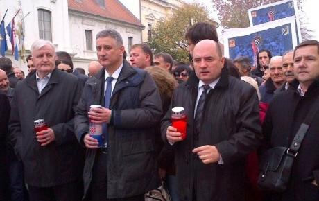 HDZ od prvog dana apelira da Vlada ima više osjećaja za vukovarske rane, da ima više zdravog razuma, i da počne poštovati Ustavni zakon 