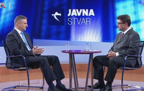 Tisuće mladih, školovanih ljudi otišle su iz Hrvatske u potrazi za boljim životom! A mi se danas bavimo pismima!