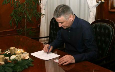 Predsjednik HDZ-a potpisao za kandidaturu Kolinde Grabar-Kitarović