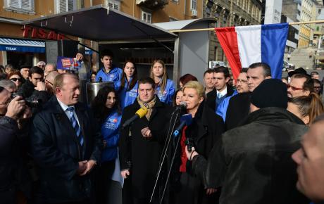 Imamo vrijedne ljude, ali nevaljalo vodstvo u ovoj državi i treba ga mijenjati, jer ljudi u Hrvatskoj žele bolji život!