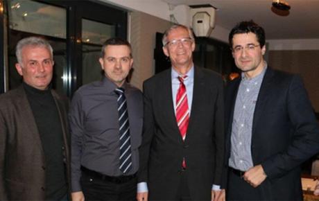 Zastupnik u parlamentu Savezne zemlje Hessen dr. Ralf Norbert Bartelt (drugi zdesna) u društvu s Krunom Šimovićem, Franjom Akmadžom i Ivanom Sablićem