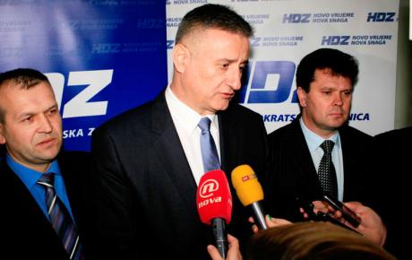 Josipović je imao cijeli mandat da kaže nešto o SDP-ovu uništavanju gospodarstva - nije se usudio!