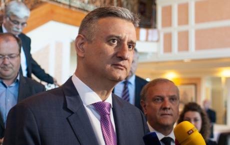 SDP svoje stranačke podobnike zapošljava na cesti! Riječju - katastrofa!