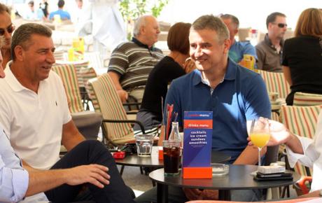 Predsjednik Karamarko, Božidar Kalmeta i brigadir Željko Dilber susreli su s generalom Gotovinom u kafiću na zadarskom Forumu 