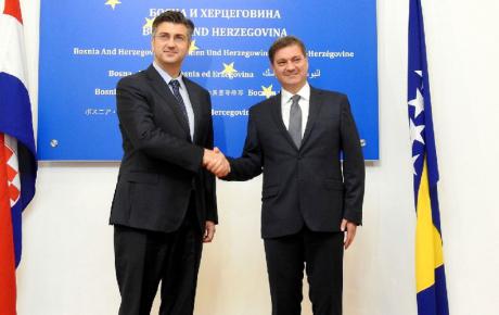 Premijer Plenković s predsjedavajućim Vijeća ministara BiH Denisom Zvizdićem