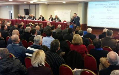 Dragi prijatelji, svima vam zahvaljujem bez obzira kako ste glasovali