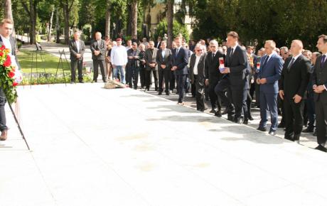 Hvala Vam, predsjedniče!