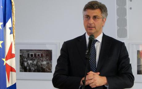 Zamijenit ćemo gotovo polovicu veleposlanika te u Livnu i Vitezu otvoriti nove konzulate!