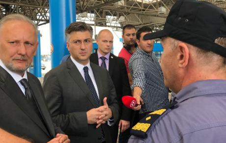 Zahvaljujući Schengenskom informacijskom sustavu, godišnje se pronađe oko 200.000 traženih osoba i vozila 