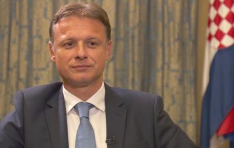 Pojedinci koriste situaciju za skupljanje politikantskih bodova, za provokacije, manipulacije i nanošenja štete Vladi, ali i cijeloj Hrvatskoj