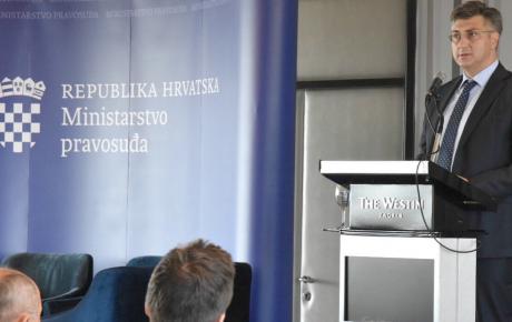 Samo sinergijom akademije, prakse i institucija možemo učiniti pravosuđe učinkovitijim i vratiti povjerenje u njegovo funkcioniranje!
