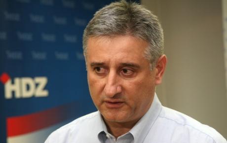 govor-predsjednika-tomislava-kramarka-prigodom-23-obljetnice-osnutka-hdz-a-u-osijeku_0.jpg