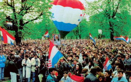 Pod vodstvom HDZ-a, krenuli smo u rušenje komunizma i stvaranje slobodne i demokratske Hrvatske. I uspjeli smo!