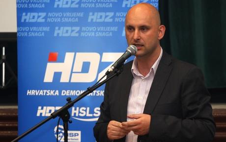 odrzan-predizborni-skup-hdz-hss-hsls-hsp-as-buz-za-opcinu-cadavica_0.jpg