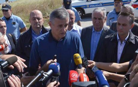 Ne možemo više trpjeti nekontrolirane ulaske migranata u državu - Milanovićeva vlada je zakazala!