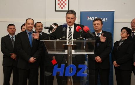 vladin-dijalog-sa-socijalnim-partnerima-ukazuje-na-paniku-i-dezorijentaciju_0.jpg
