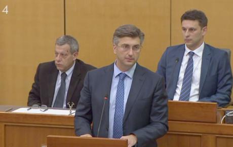 Redovitim izvješćivanjem želim i produbiti dijalog između Vlade i Hrvatskog sabora