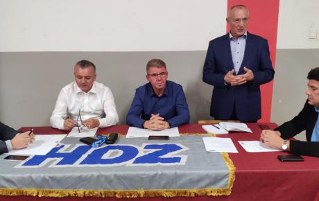 Na sastanku sa županijskim odborima HDZ-a … 