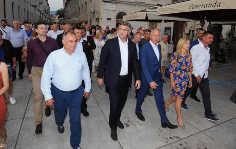Zajedno s budućim gradonačelnikom Oparom i županom Bobanom u Splitu