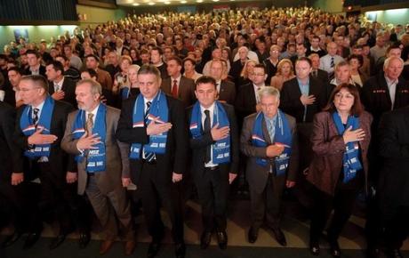 na-skupu-u-splitu-potvrdeno-dalmacija-je-uz-hdz-ovu-listu_0.jpg