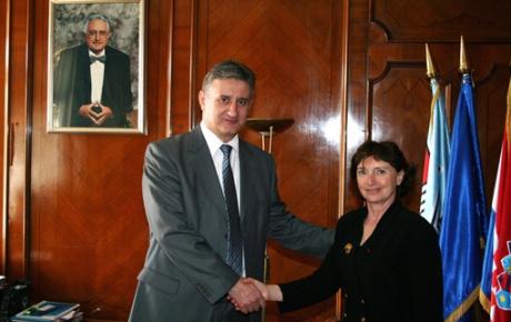 susret-tomislava-karamarka-i-francuske-veleposlanice-michele-boccoz_0.jpg